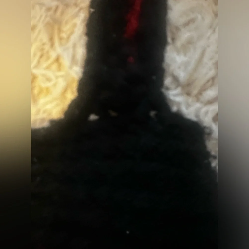 Handmade Crochet Black Crossbody Bag - Picture 4 of 13